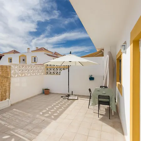 Апартаменты Home2book Sunny Terrace & Pool,