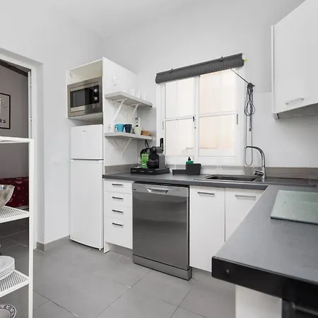 Home2book Sunny Terrace & Pool, Апартаменты *