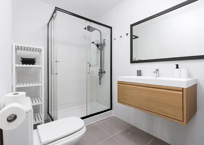 Home2book Sunny Terrace & Pool, Apartamento